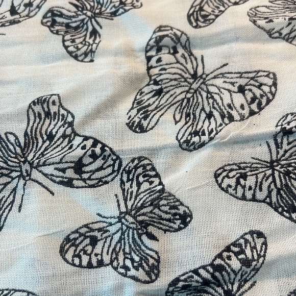 Rectangle Scarf - Picture 3 of 6